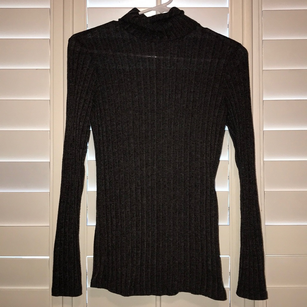 Grey turtleneck